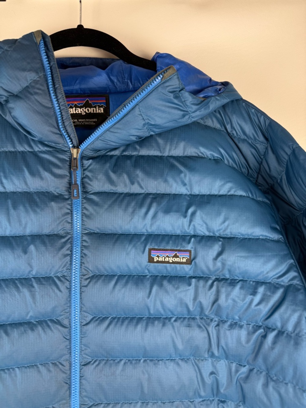 Patagonia Men's Down Sweater Hoody XXL - Blue - Picture 3 of 9